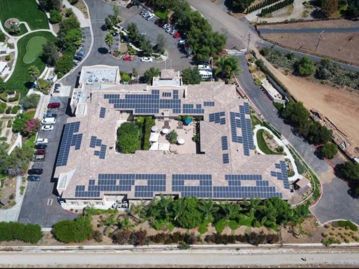 Commercial Solar for Vista Gardens 